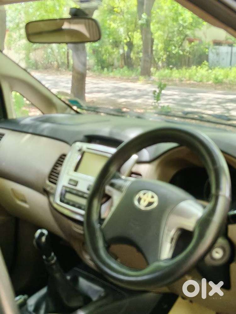 Toyota Innova 2.5 V 7 Str, 2015, Diesel