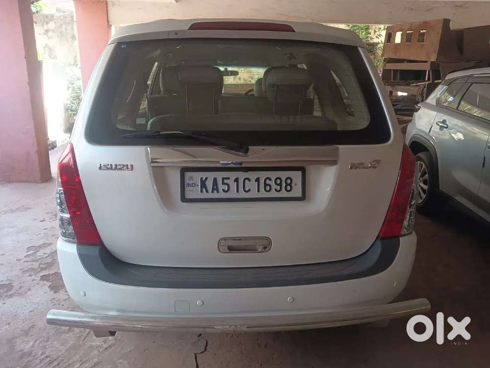Isuzu Mu 7 2014 Diesel Well Maintained