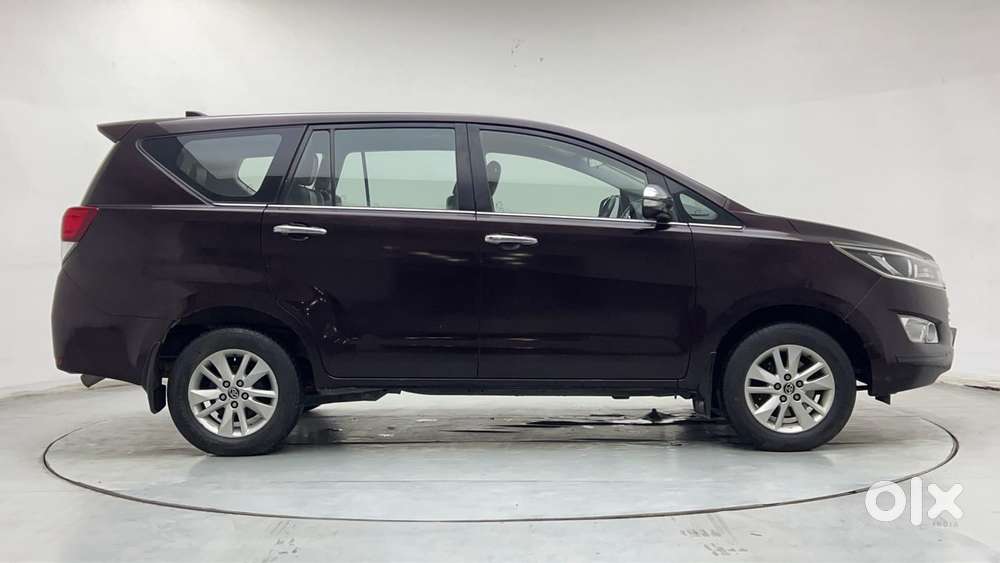 Toyota Innova Crysta 2.7 Zx At, 2017, Petrol