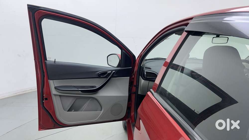 Tata Tiago Xza, 2019, Petrol