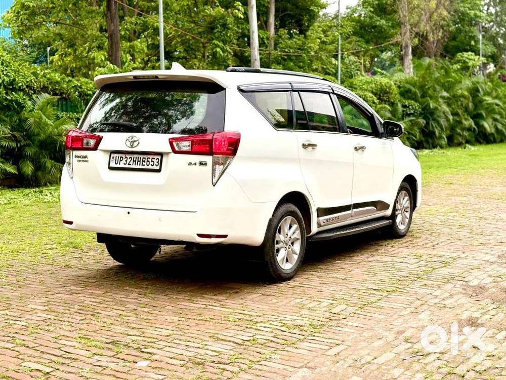 Toyota Innova Crysta 2.4 G Mt, 2016, Diesel