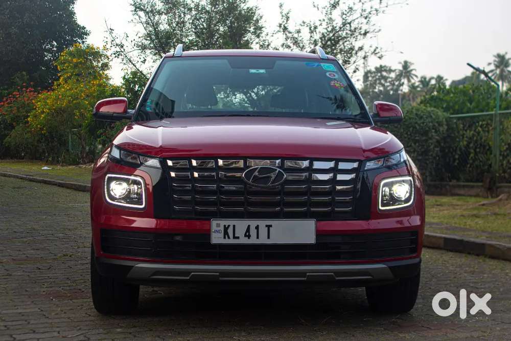 Hyundai Venue Sx(o) Turbo Dct 2023  Top Variant  Excellent Condition