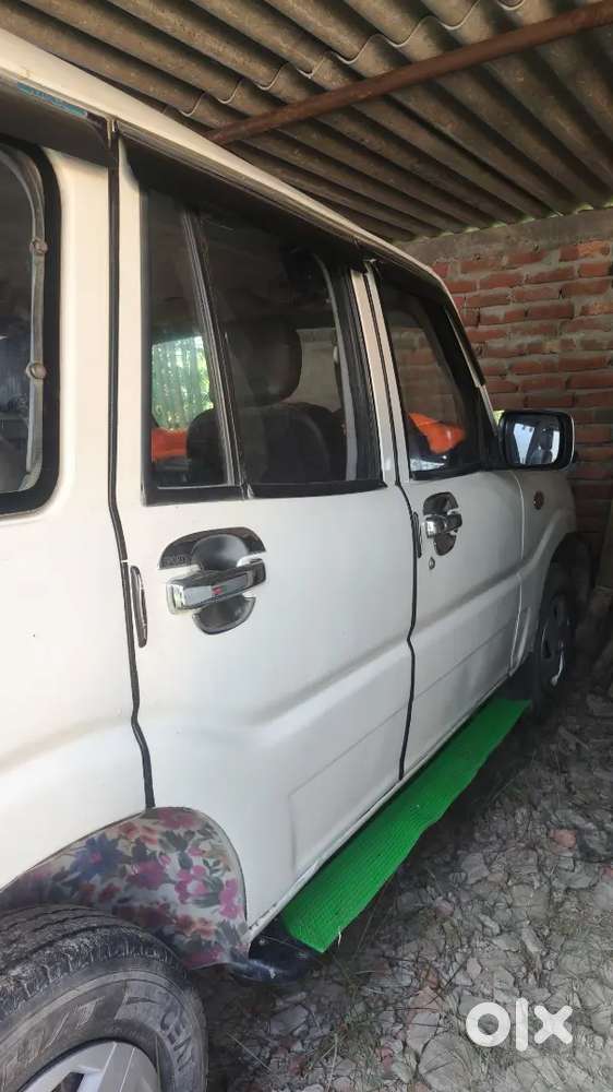 Mahindra Scorpio M2 Di  2011 Diesel+5साल डेट बढ़ा है 2031 तक फिटनेस है