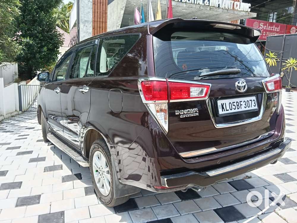 Toyota Innova Crysta 2.4 V, 2017, Diesel