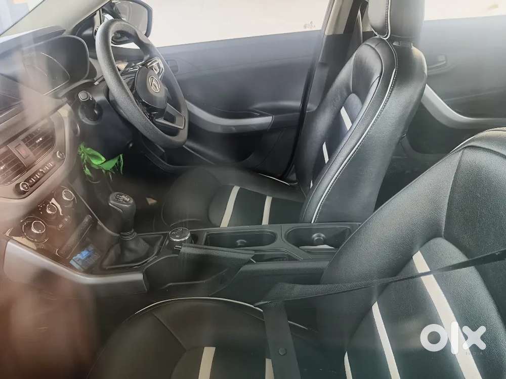 Tata Nexon Xm 2022 Petrol Well Maintained