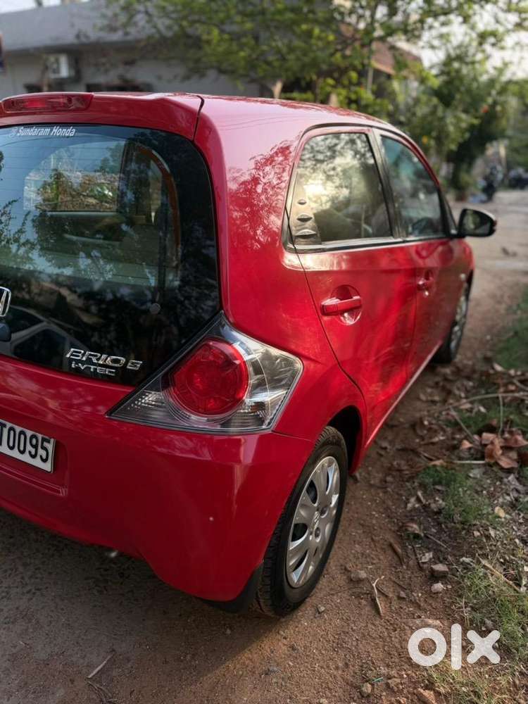 Honda Brio S Mt (2016) - Petrol - Well Maintained – For Sale