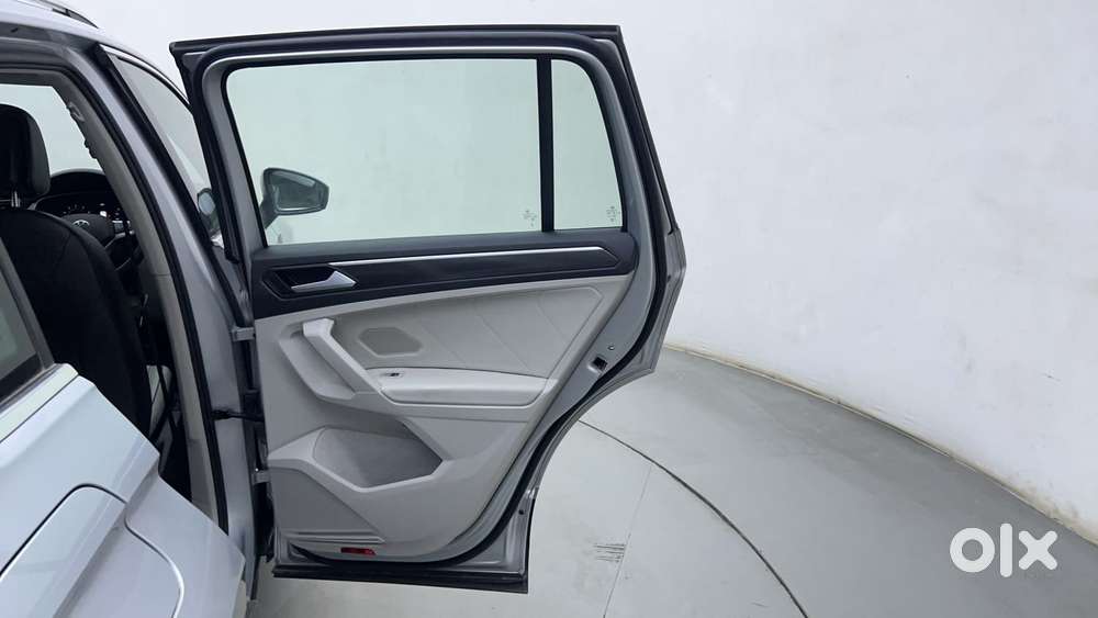 Volkswagen Tiguan 2.0 Elegance Tsi Dsg, 2023, Petrol
