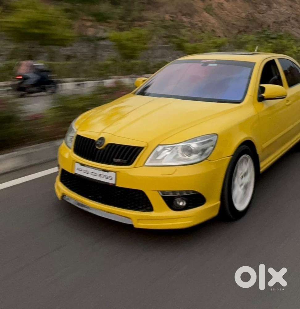 Skoda Laura Rs 2011 Petrol 55000 Km Driven