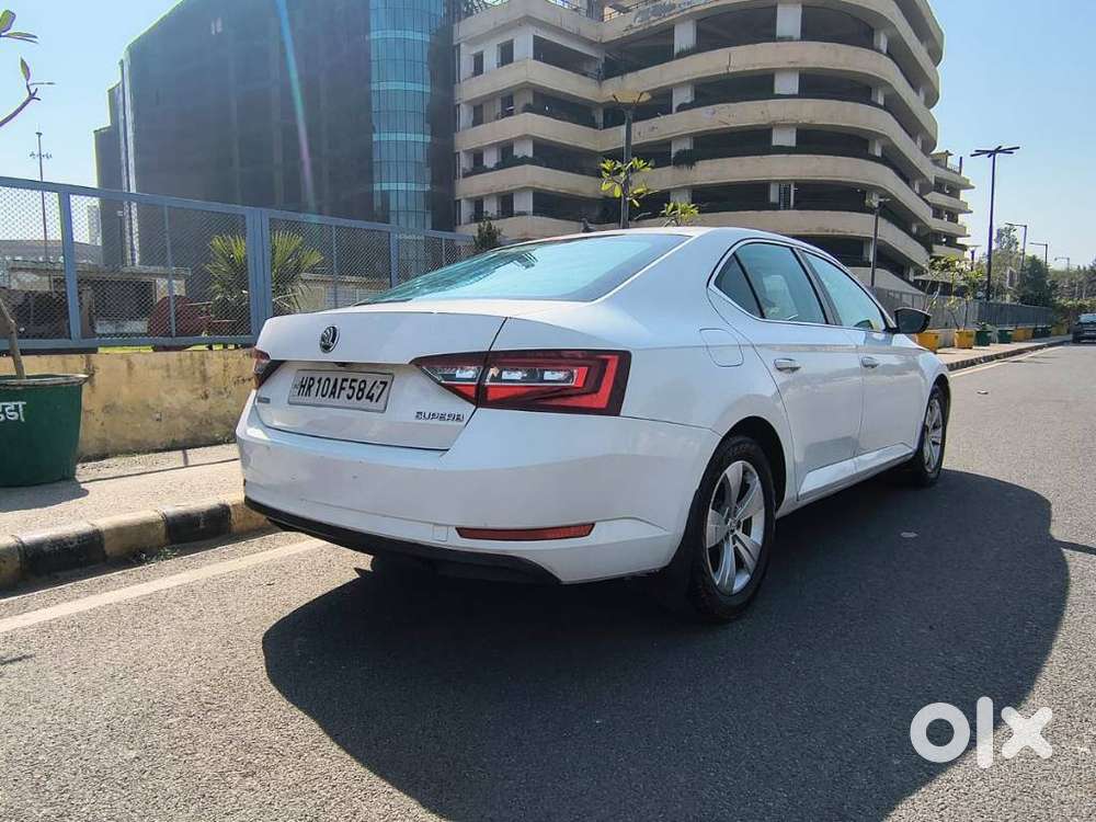 Skoda Superb Style 1.8, 2018, Petrol