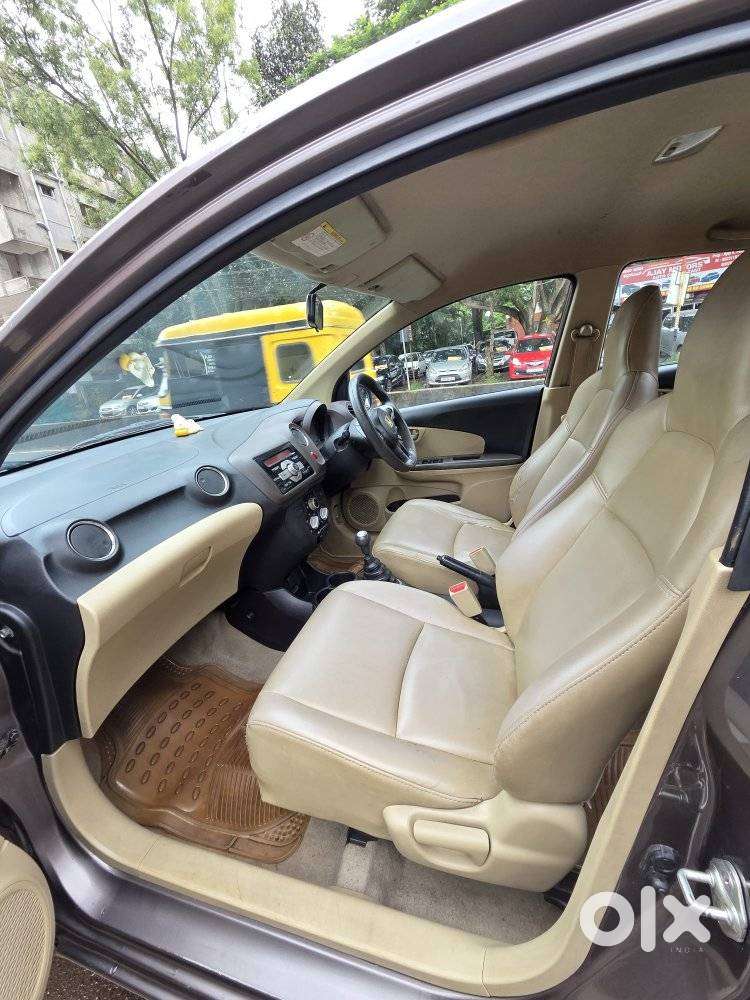 Honda Brio 2011-2013 V Mt, 2013, Petrol