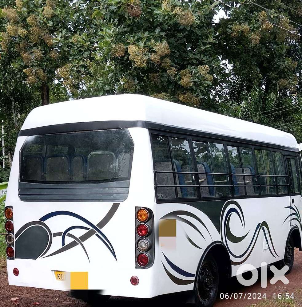Mahindra Tourister For Sale 19 Seat
