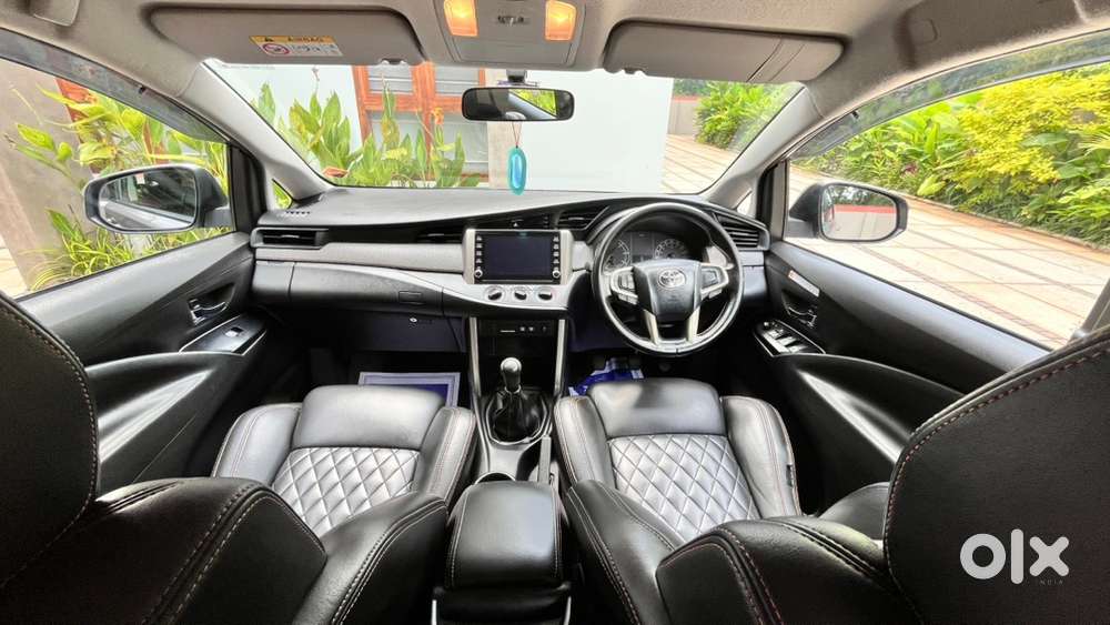 Toyota Innova Crysta 2022 Diesel Manual
