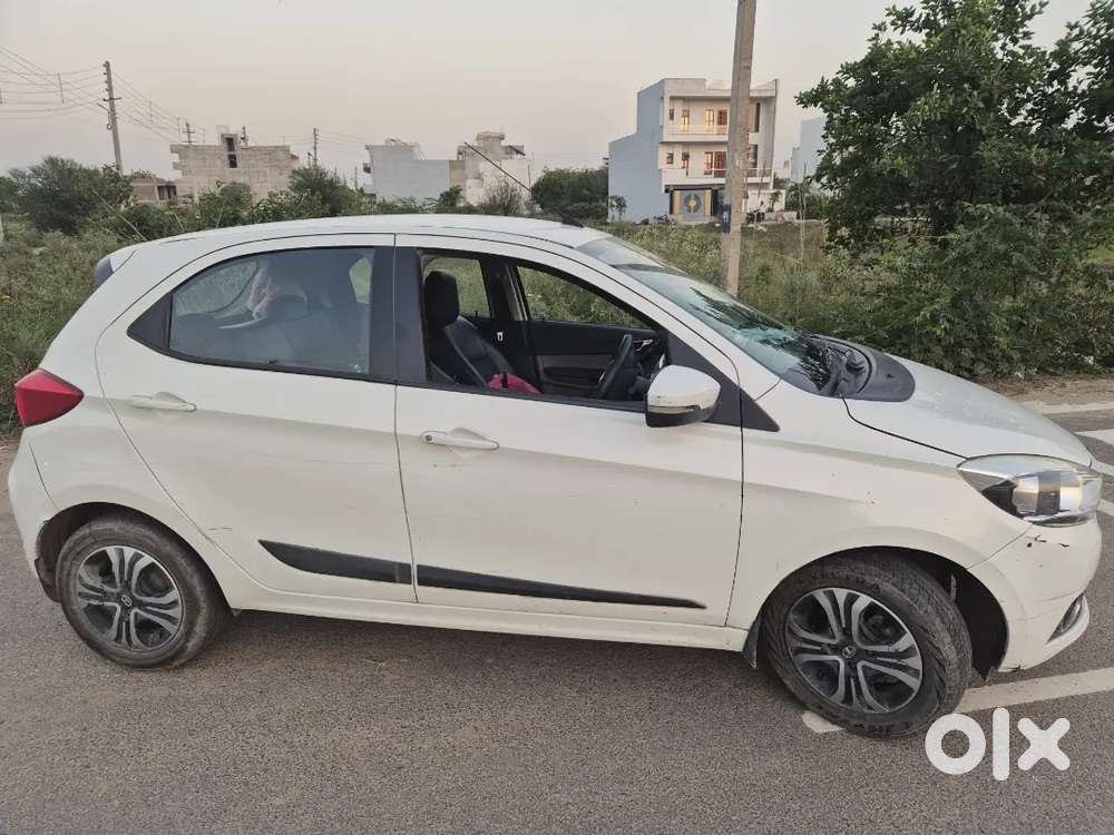 Tata Tiago 2018 Petrol 38085 Km Driven