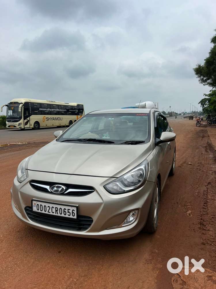 Hyundai Fluidic Verna 2011