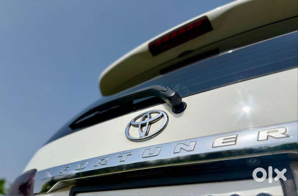 Toyota Fortuner 3.0 4x4 Manual, 2011, Diesel