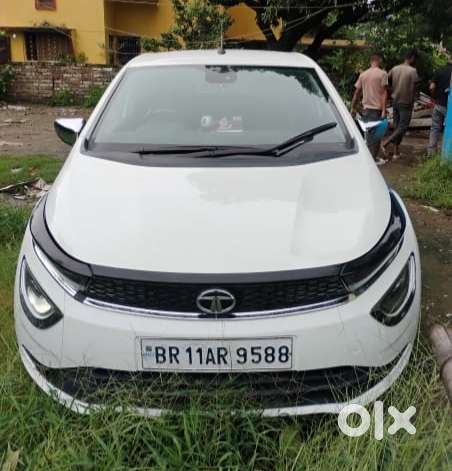 Tata Altroz 1.2 Xz Plus Dark Edition, 2020, Petrol