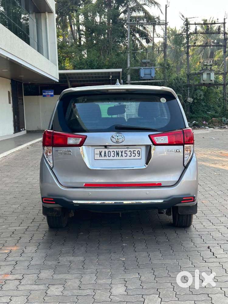 Toyota Innova Crysta Touring Sport 2.4 Mt, 2017, Diesel