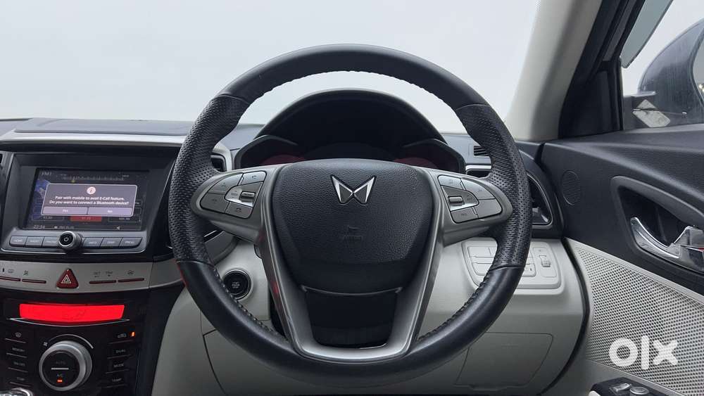 Mahindra Xuv300 W8 Option Diesel, 2023, Diesel
