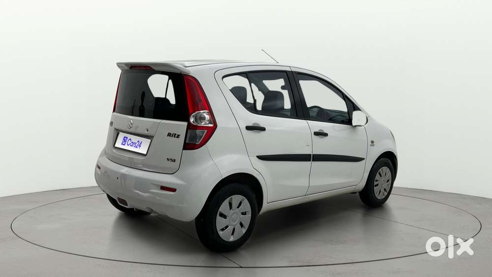 Maruti Suzuki Ritz Vxi, 2013, Petrol
