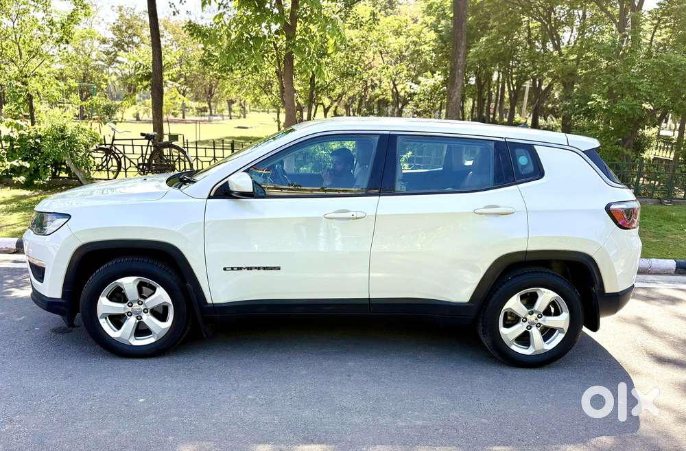 Jeep Compass 2.0 Longitude Option, 2017, Petrol
