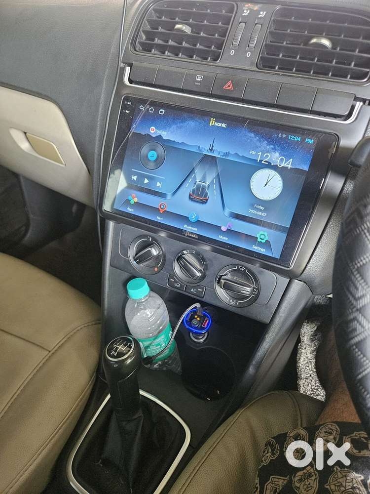 Volkswagen Polo 2011 Car