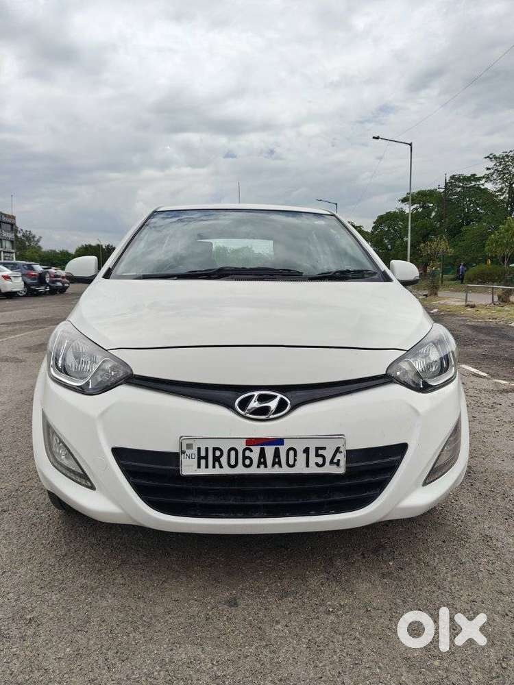 Hyundai I20 Magna Optional 1.2, 2012, Petrol