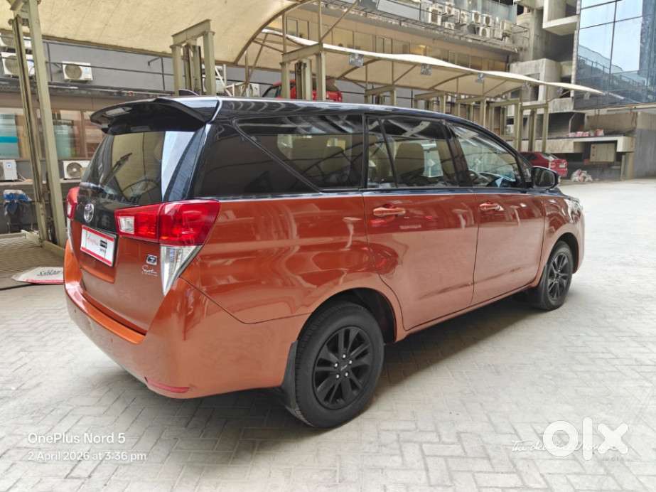 Toyota Innova Crysta 2.8 Gx At 7 Str, 2016, Diesel