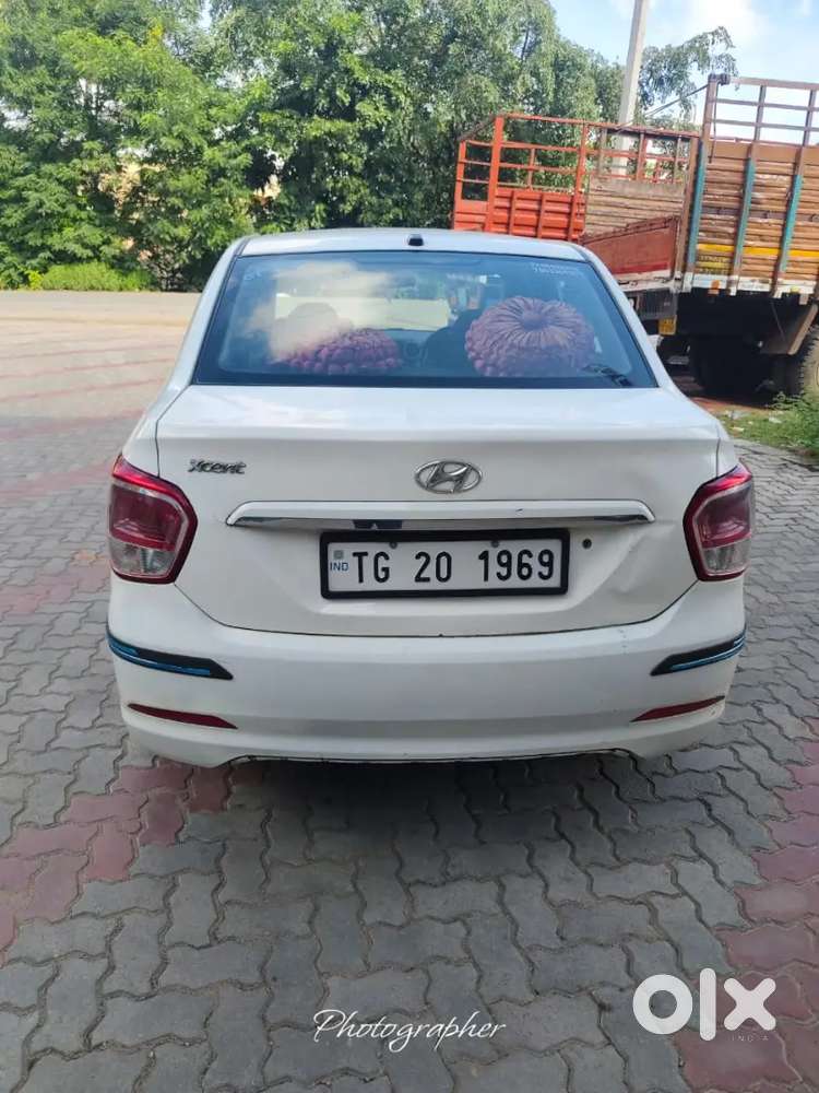 Hyundai Xcent 2017 Diesel Well Maintained