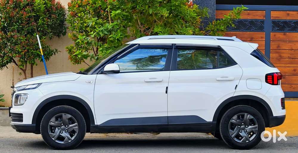 Hyundai Venue 1.2 S Plus, 2025, Petrol