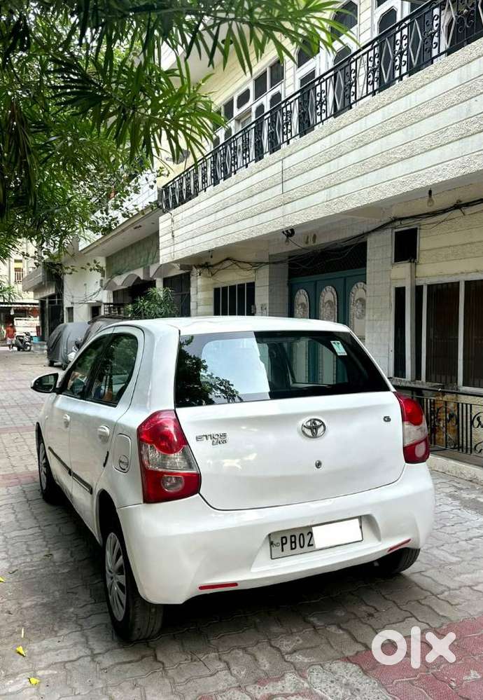 Toyota Etios Liva G Exclusive, 2014, Petrol