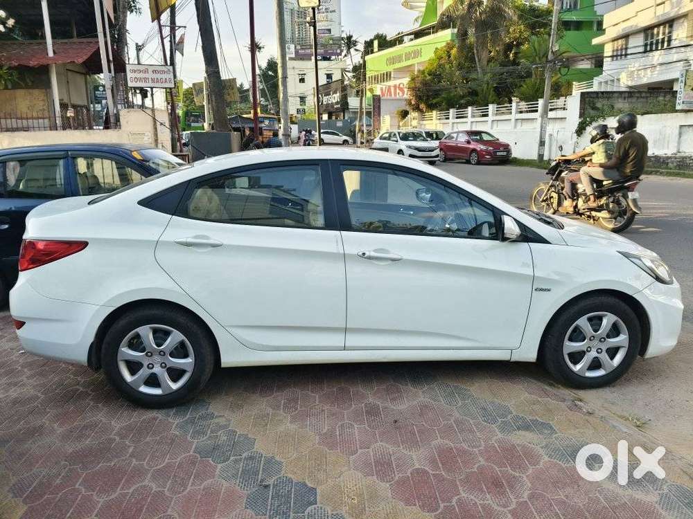 Hyundai Verna Crdi 1.6 E, 2012, Diesel