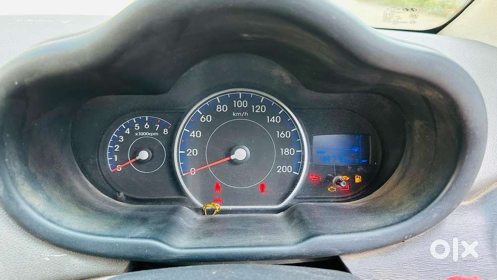 Hyundai I10 Sportz, 2012, Petrol