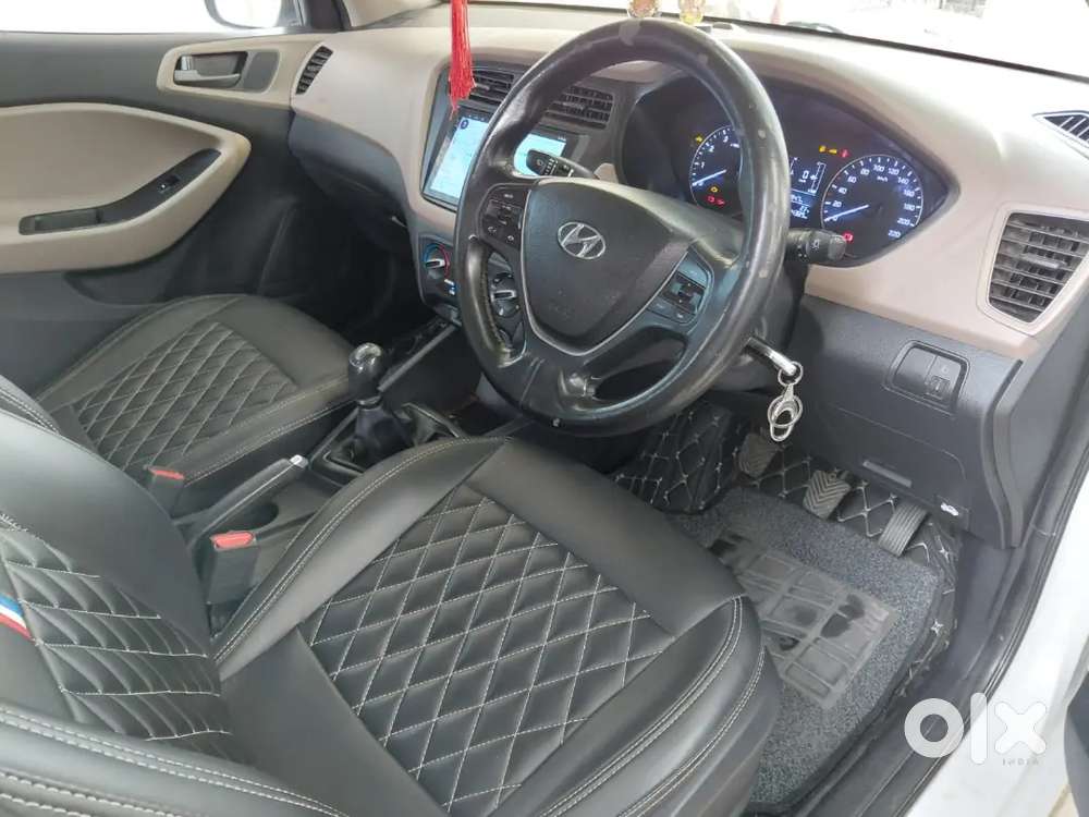 Hyundai I20 Executive 54415 Km Runing Showroom Car
