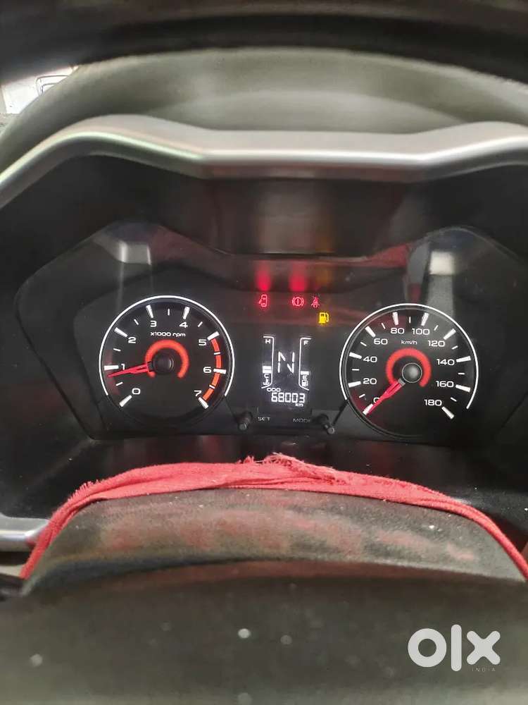 Mahindra Kuv 100 2016