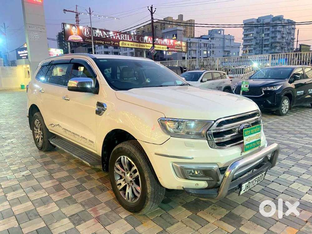 Ford Endeavour 3.2 Titanium At 4x4, 2017, Diesel