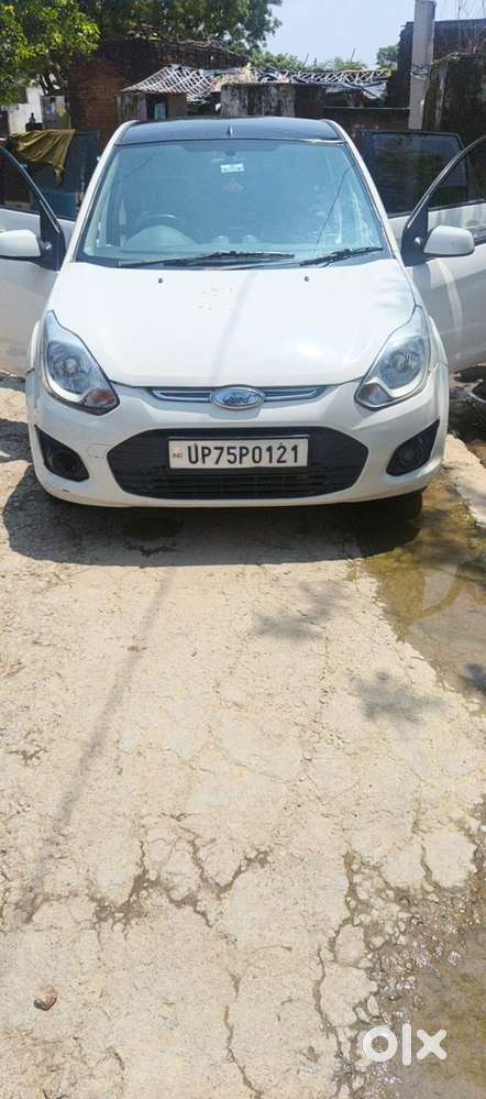 Koii Kami Nhi Hai Achi Chlti Hai
