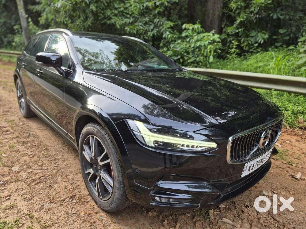 Volvo V90 Cross Country D5 Inscription, 2018, Diesel