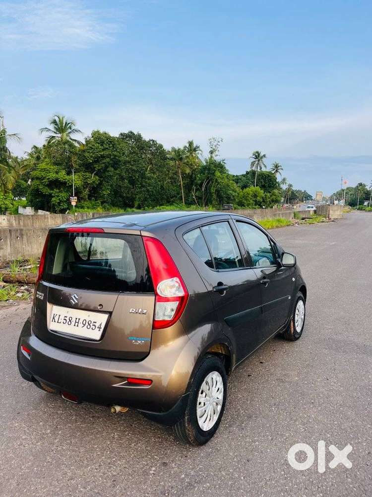 Maruti Suzuki Ritz Lxi, 2012, Petrol