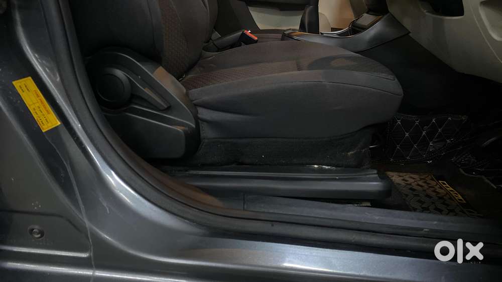 Tata Altroz Xe Petrol, 2022, Petrol