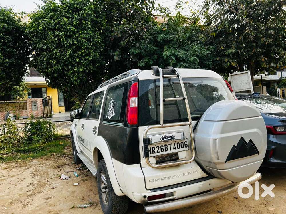 Ford Endeavour Diesel 2012
