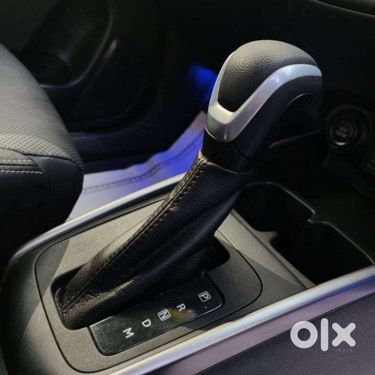 Maruti Suzuki Xl6 1.5 Alpha Plus At, 2026