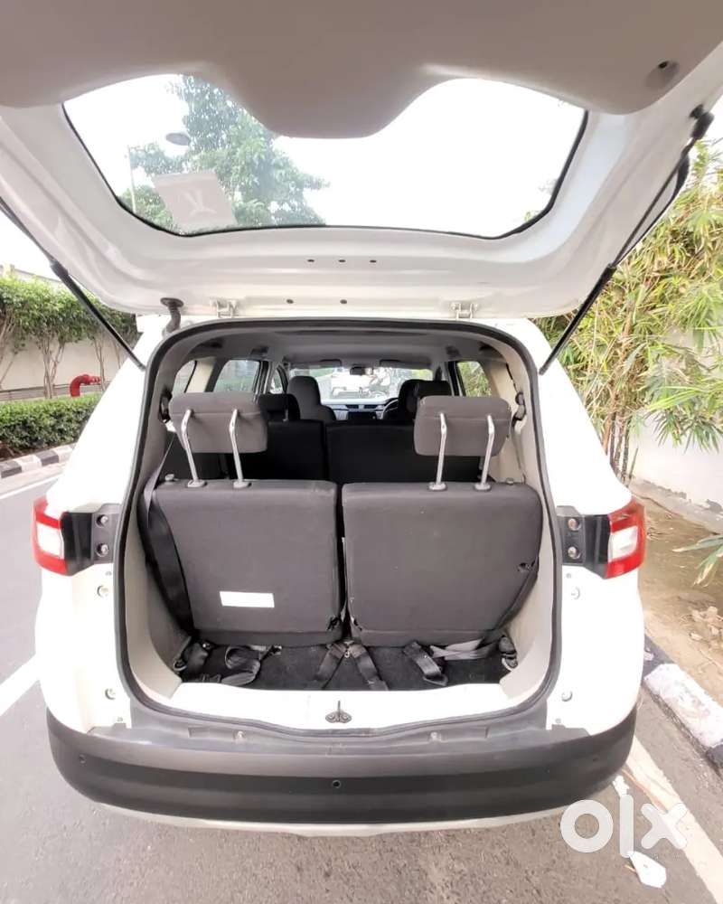 Renault Triber 2022 Showroom Condition Car