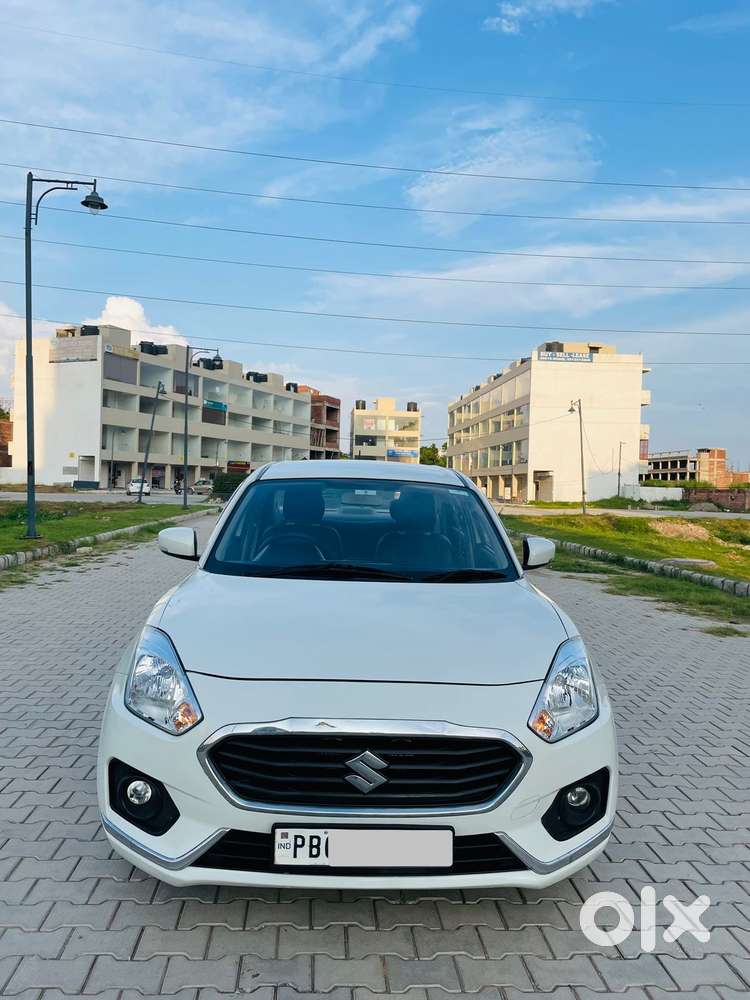 Maruti Suzuki Swift Dzire Vxi Optional, 2017, Petrol