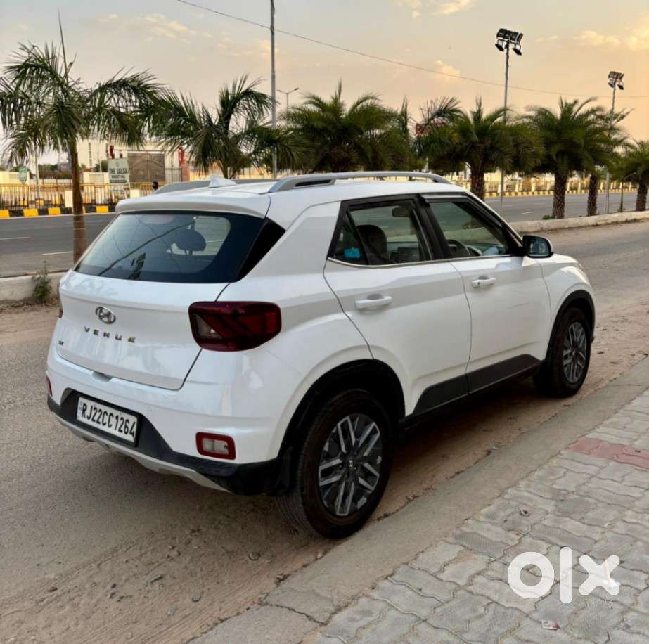 Hyundai Venue 1.5 Crdi Sx (o), 2021, Diesel