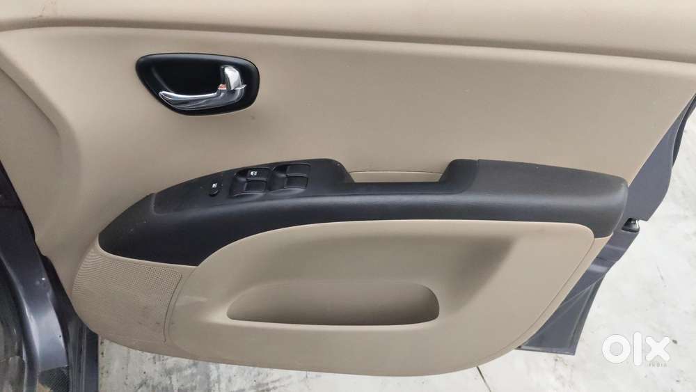 Hyundai I10 Sportz 1.1l, 2015, Petrol