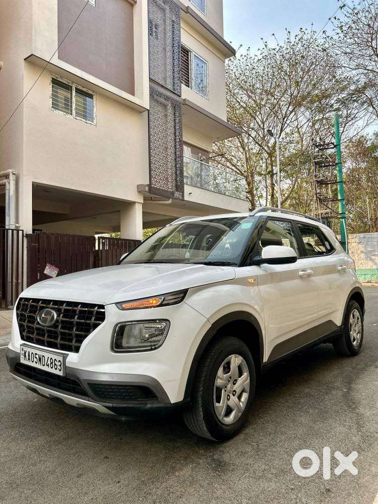 Hyundai Venue S 1.2 Petrol, 2021, Petrol
