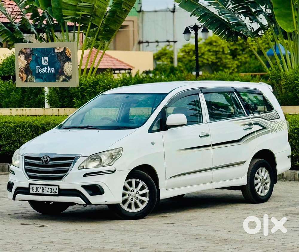 Toyota Innova 2.5 G (diesel) 8 Seater, 2014, Diesel