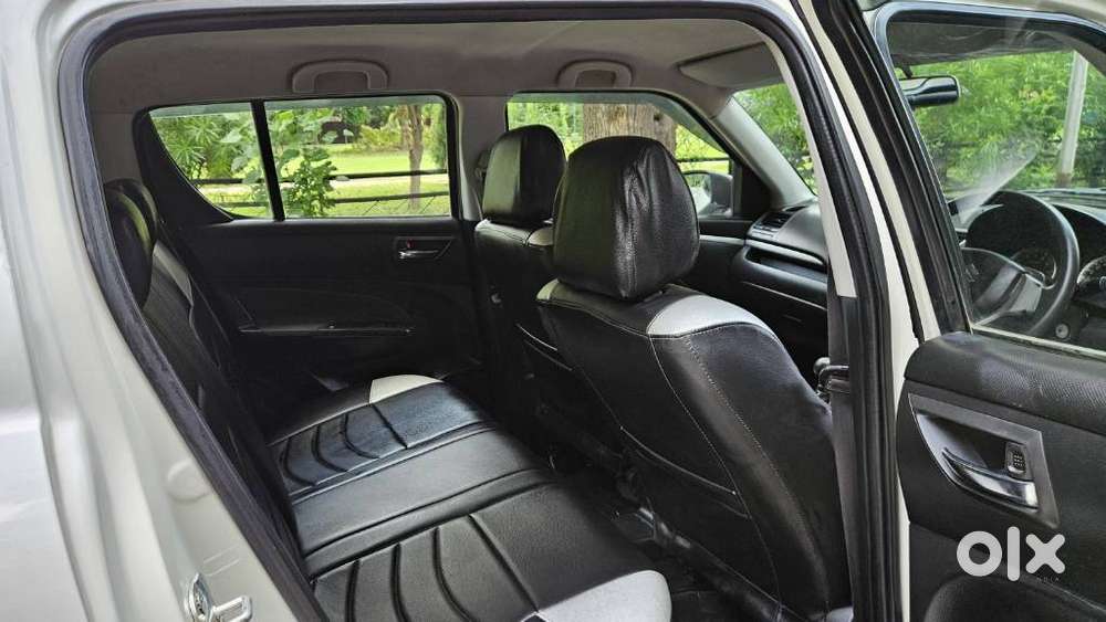 Maruti Suzuki Swift Vxi + Manual, 2015, Petrol