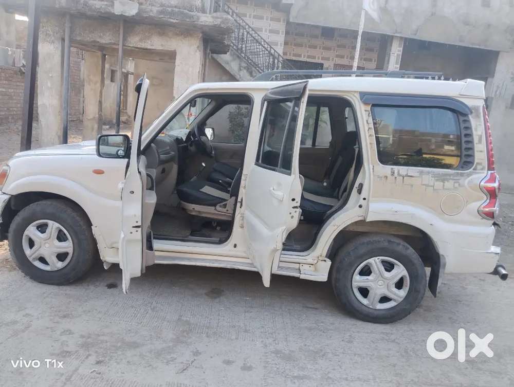 Mahindra Scorpio 2011 Diesel Manual