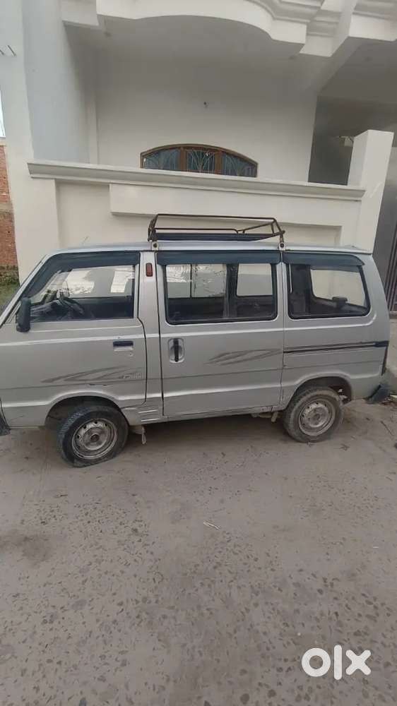 Maruti Suzuki Omni 2011 Silver Color 5 Str